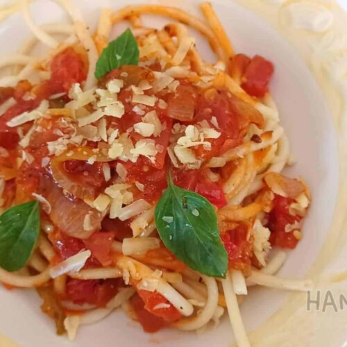 Bucatini Pasta with Fragrant Tomato Sauce