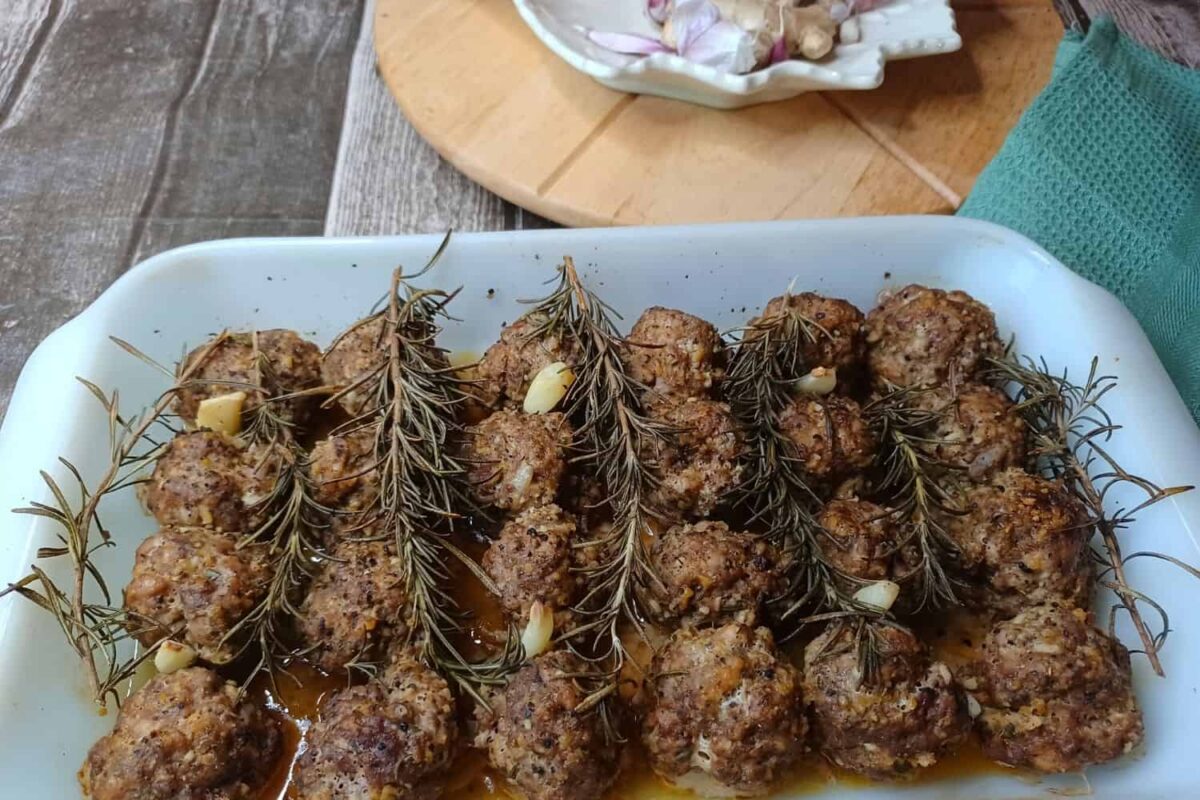 Roasted Garlic, Rosemary Baked Meatballs