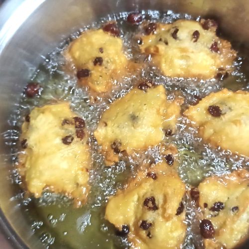 Crispy Dutch Oliebollen Recipe