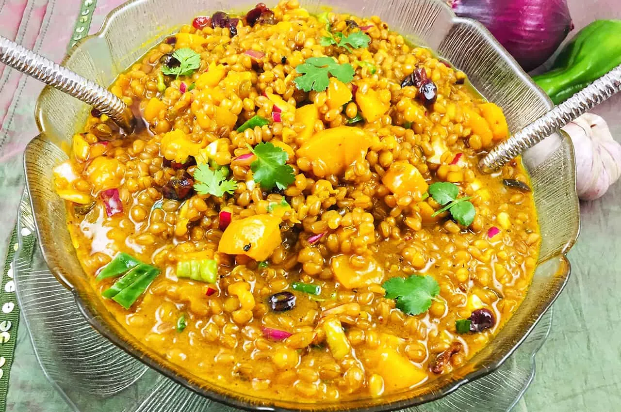 Sweet and Spicy Wheat Peach Salad