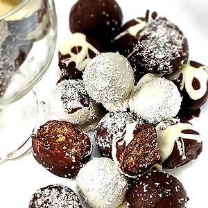 Amarula, Coconut and Chocolate Truffles